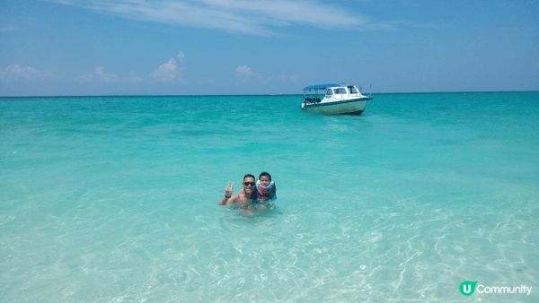 這個地方 是沙巴 我本人非常喜歡潛水滑浪，去旅行一定要玩得開...