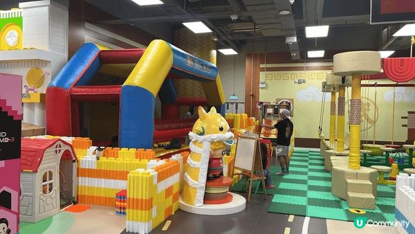 今日終於帶囡囡去藍田啟田商場3樓嘅100FUN樂滿紛玩,1大...