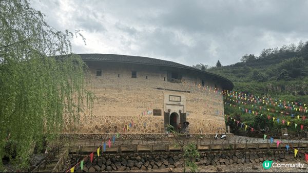 復活節假期去了福建漳州看華安土樓，這是著名的旅遊景點和世界文...