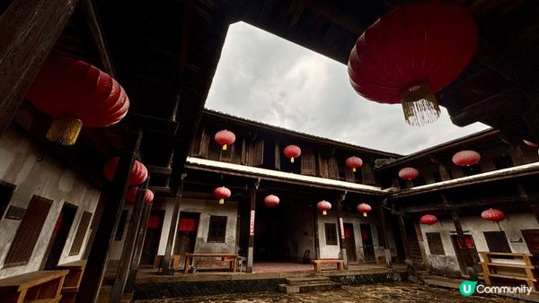 復活節假期去了福建漳州看華安土樓，這是著名的旅遊景點和世界文...