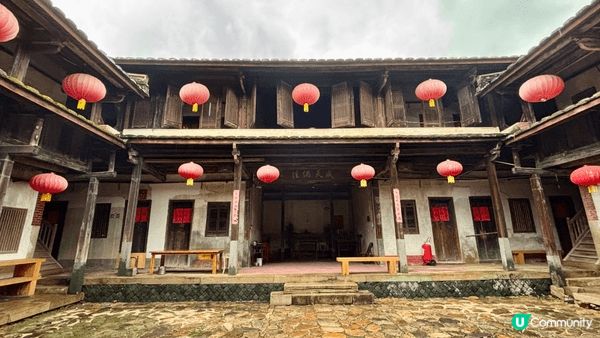 復活節假期去了福建漳州看華安土樓，這是著名的旅遊景點和世界文...