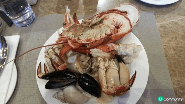 食物選擇多，海鮮極吸引，回本性價比超值，甜品優質大推，完美自...