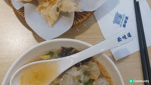 大鹏湾的海鮮，又平又靚又好吃。