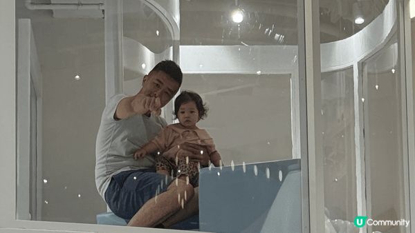 位置為合和中心”One more step”，餐廳+play...