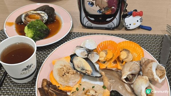 選擇自助餐，食物固然多樣化，但飲品有得多選擇也定人加分，試過...