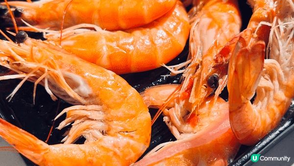 最近去過灣仔嘅旋轉餐廳裏便食buffet，佢係全港唯一360...
