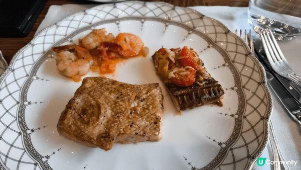 對上一次食自助餐係一家人慶祝生日，餐廳特別為我們安排了舒適的...