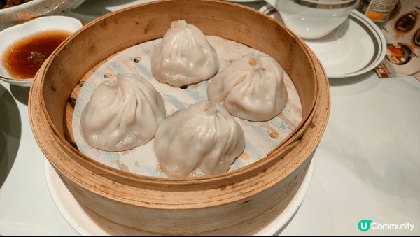 觀塘新開了間上海菜館-滬玥茗居，位於駿業街，因不近市中心，所...