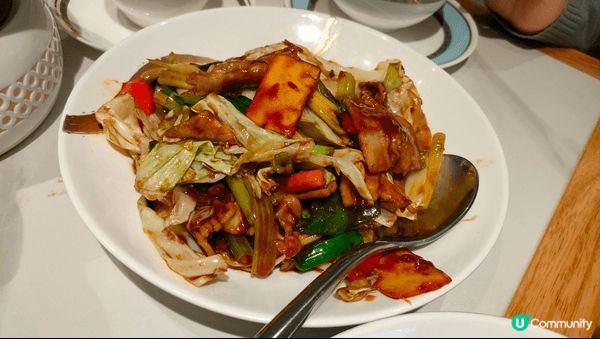 觀塘新開了間上海菜館-滬玥茗居，位於駿業街，因不近市中心，所...