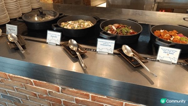 食自助午餐最緊要係「食得精、食得Smart」，PLAYT 喺...