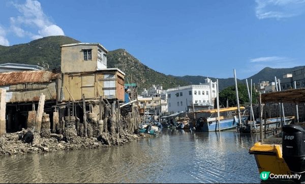 大澳位於香港大嶼山的西部，擁有豐富的自然景觀和深厚的本地文化...