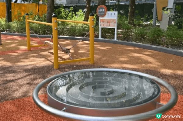 推介原因: 深水埗公園兒童遊樂場佔地6400平方米, 非常適...