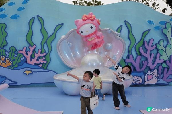 海洋公園裹的SANRIO 的打卡景點, 我家的小朋友很喜愛,...