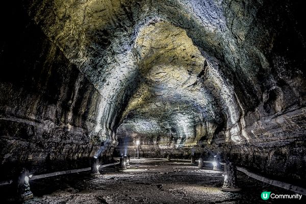 韓國萬丈窟至今仍然令我覺得最難忘，行入去能夠欣賞到熔岩流線、...