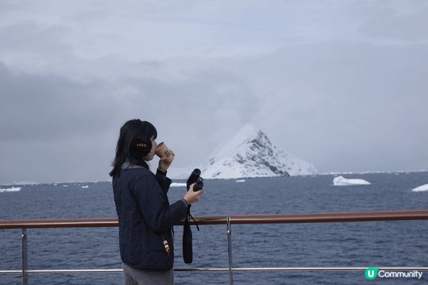 早前到了南極旅行，是我一生人看過最美的風景，非常難得！