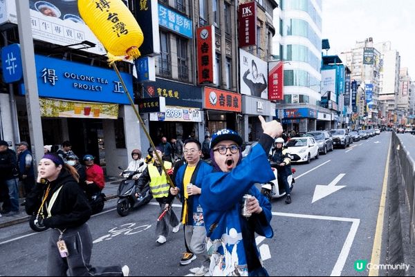 大稻埕 非常傳統漂亮 文化保存很好的地方 廟宇跟傳統建築很美...