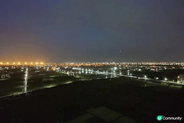 台灣宜蘭風景羅東林業文化園區的綠色火車和各種美食例如肉羹麵和...