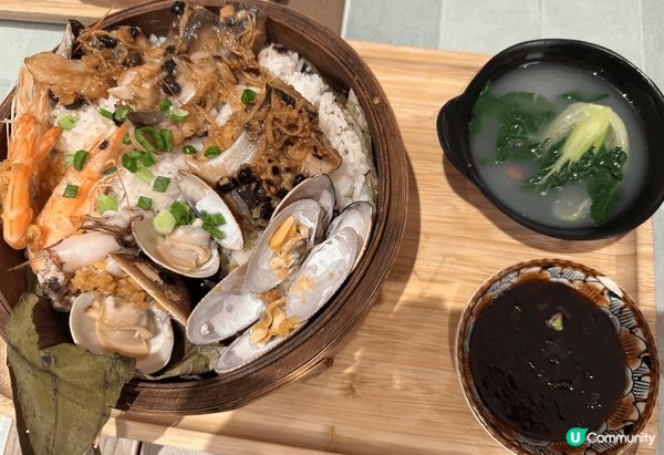 在奧運站的餐廳拍攝，魚頭湯很好味，藥材足料，味道夠濃。
