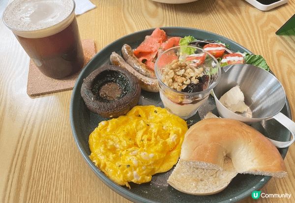 柴灣稀有隱世cafe,藏於柴灣體育館內，柴灣區難得一間天津精...