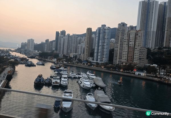 第一張係馬灣1686resort, 可以帶狗入住