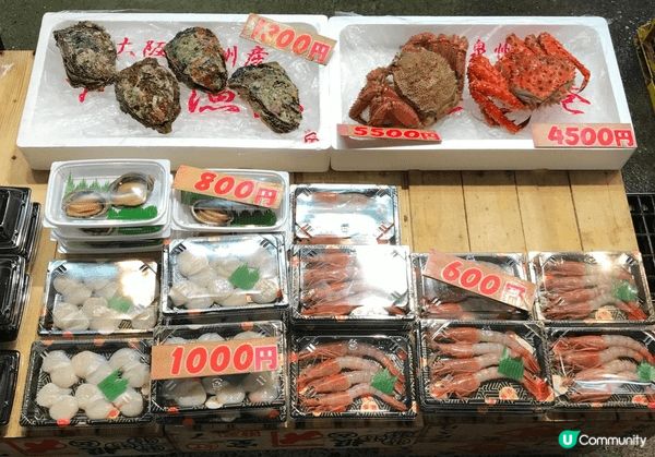 大阪木津市場，市場内的魚生海鮮價格合理，款式也很多，不失為自...