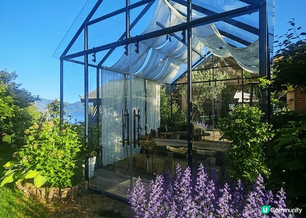 「瀘沽湖·入影鬆半山酒店」全方位的奢華隱逸體驗，是極具吸引力...