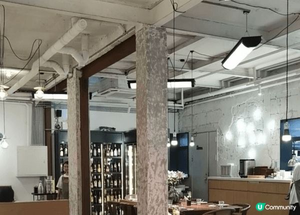 最近和朋友去了O‘eat Blossom & Pelican...