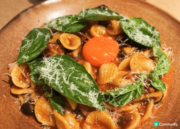 最近和朋友去了O‘eat Blossom & Pelican...