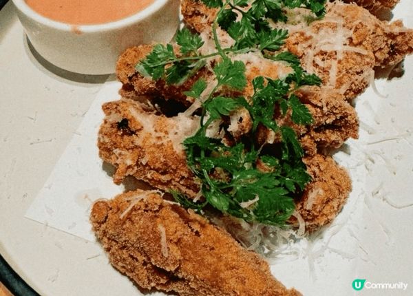 最近和朋友去了O‘eat Blossom & Pelican...