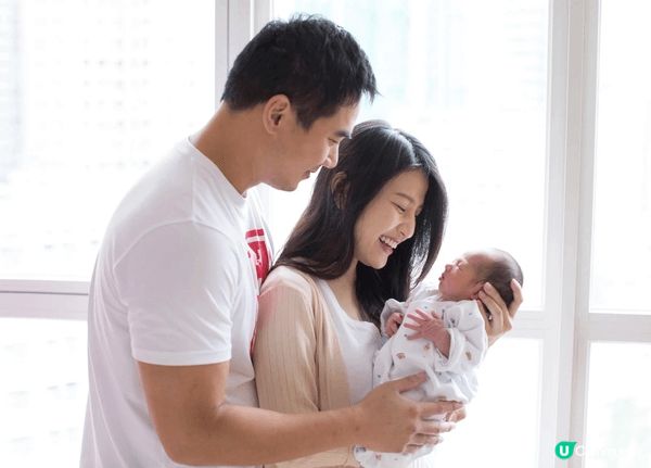 我喜歡每年拍全家福因為它能凝聚親情，記錄珍貴時刻，留下溫暖回...