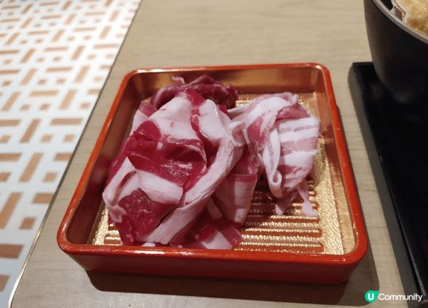 今次去荃灣搵食,去了一間在荃新天地2期剛開張不久的喵喵鍋,點...