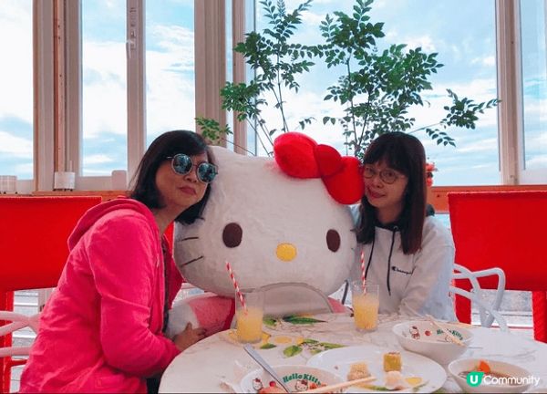 Sanrio 嘅 Kitty 真係有種魔力，淡路島 HELL...