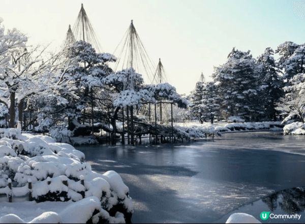 白川鄉合掌村是日本最大的合掌造聚落，因此才成為知名觀光勝地