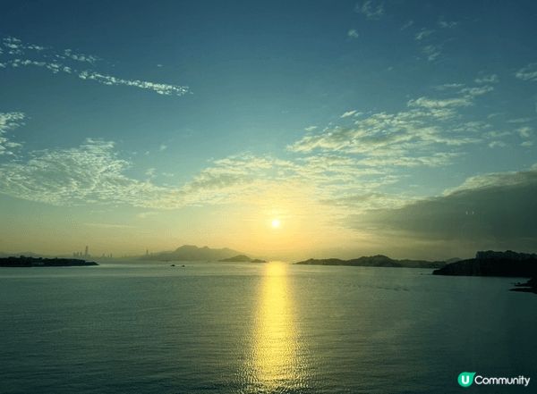 平日工作咁辛苦，暇時對住大海，曬吓太陽令人心曠神怡：