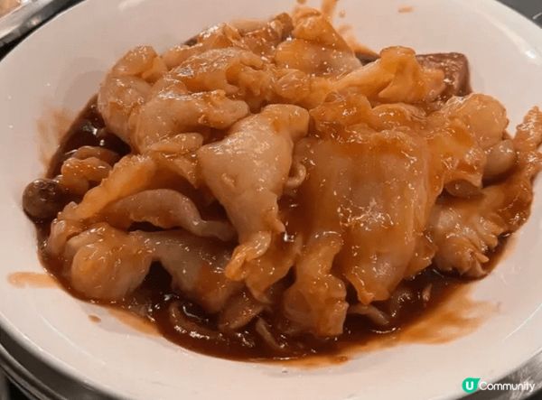 自助餐除咗食物質素，服務同環境十分重要之外，亦會參考網上食評...