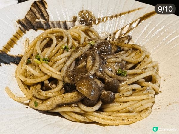 台北北投少帥禪園, 張學良幽禁舊居改建, 山中有一座日式建築...