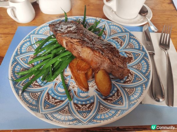 銅鑼灣希慎Cadillac Bar & Grill，係一間半...