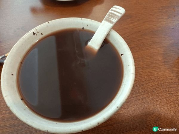 深圳郊外地方的「無有山野」素食店，彩椒素肉堡賣相滿分、配搭得...