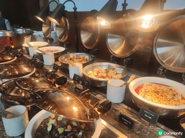 Conrad Hotel Garden Cafe 的 Lun...