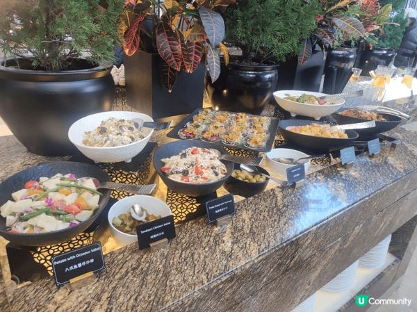 Conrad Hotel Garden Cafe 的 Lun...
