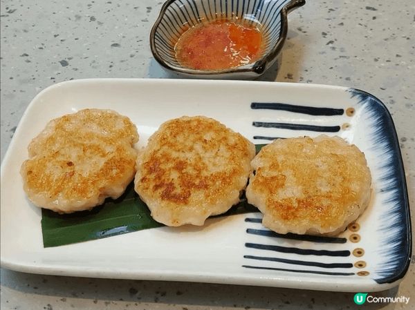 星期天，媽咪終於有假放，想試下星馬菜，所以就去左食亞參雞飯。...