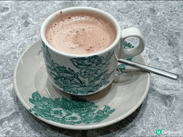 星期天，媽咪終於有假放，想試下星馬菜，所以就去左食亞參雞飯。...