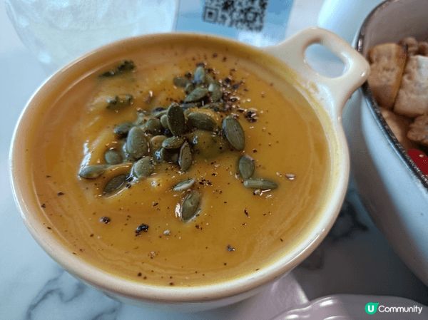 羽衣甘藍南瓜湯、蔬食能量碗加天貝@深圳Young Vegan...