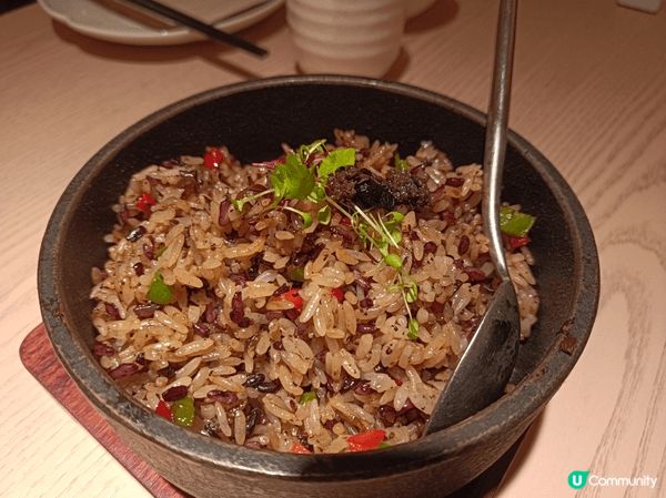 慶春樸門在深圳的第二分店，黑松露炒飯軟糯帶香氣，純素黑松露麵...