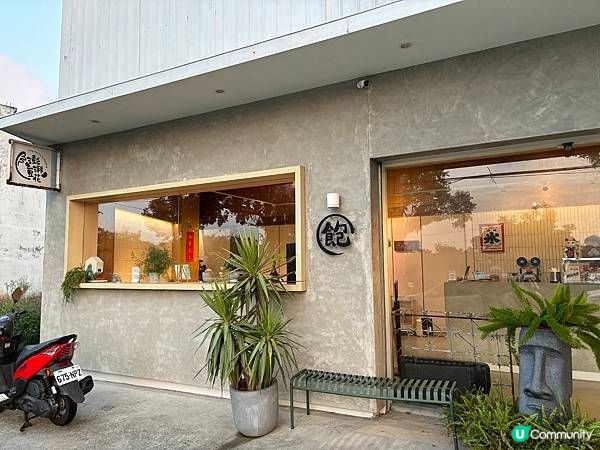 台灣桃園｜龍潭大池附近的超佛心豆花店「澎湃豆花」，可免費加黑糖剉冰、豆花跟仙草真的有夠狂！
