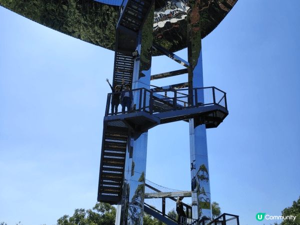 呢度環境超靚，這是深圳龍崗的「天空之盾」景觀，其鏡面鋼結構設...