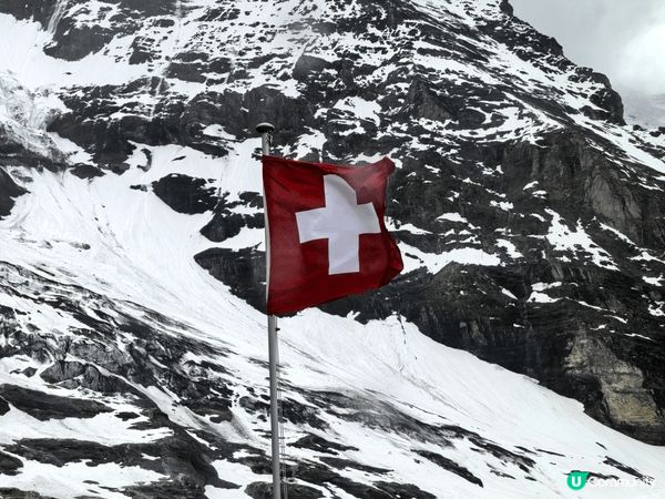 瑞士景色怡人，氣候温和，適合一家大細盡情遊覽。無論上雪山，賞...
