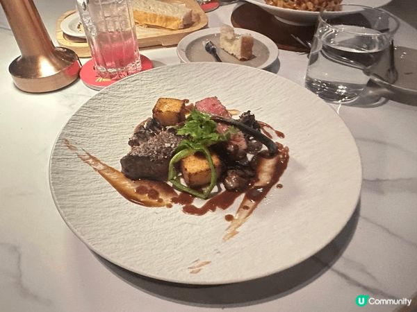 嚟緊聖誕，可能大家都會食聖誕大餐，而我之前食過呢間餐廳就覺得...