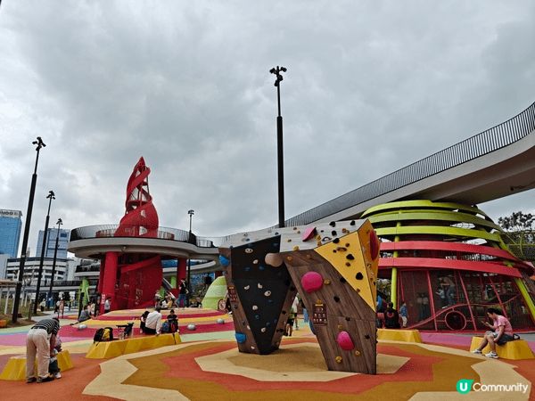 話說十月有日放假，帶左小朋友去啟德新開既公園玩（五行童樂園）...