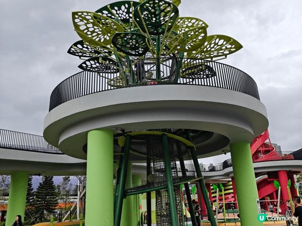 話說十月有日放假，帶左小朋友去啟德新開既公園玩（五行童樂園）...